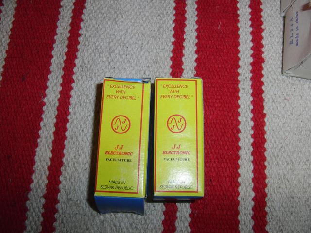 
Doppietta di ECC82 SOVTEK RUSSE