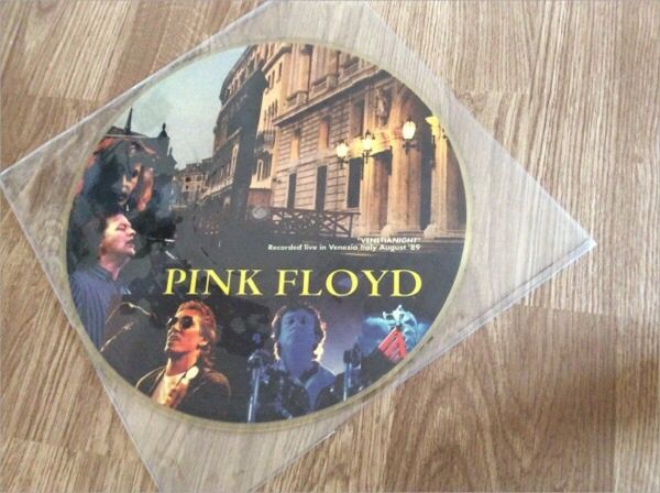 Pink Floyd- Venetianight. Anno 1989.
Valutazione 40 euro