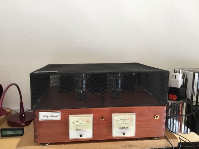 Un finale da 12 watt con un suono molto caldo